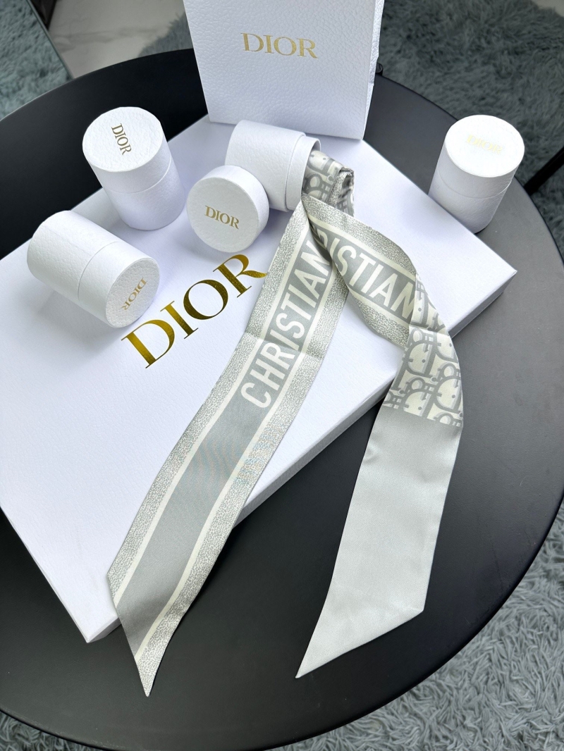 DIOR